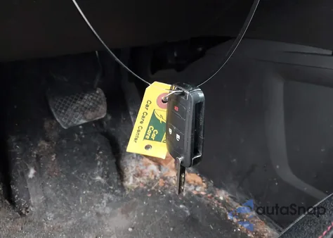 2015 Chevrolet Equinox Ls z USA, uszkodzony, nr VIN 2GNFLEEKXF6151315